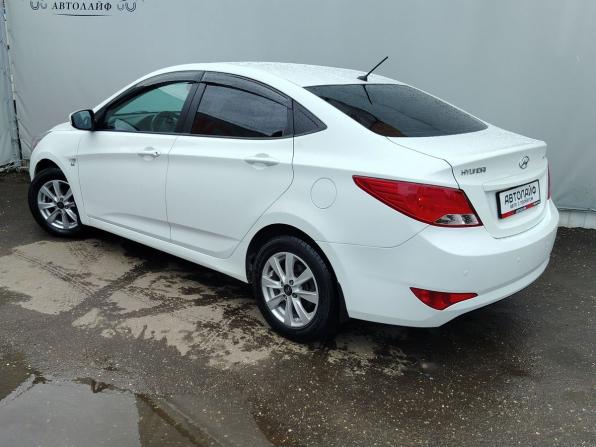 Hyundai Solaris I Рестайлинг с пробегом 2015 года, цена 829 000 рублей, 77402 км, седан, Автокод Объявления