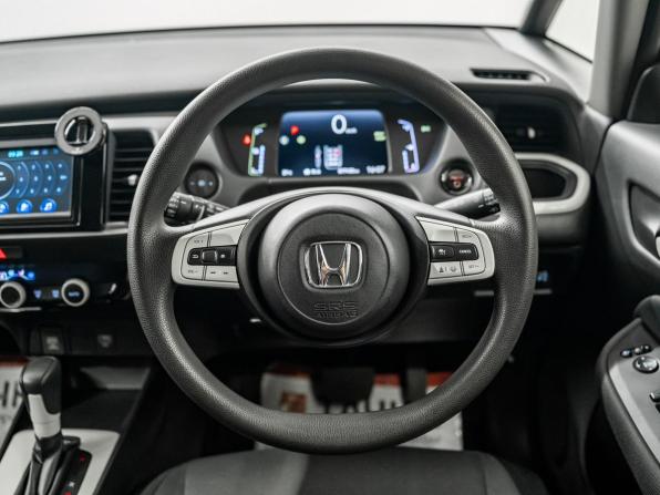Honda Fit IV с пробегом 2020 года, цена 1 400 000 рублей, 77430 км, хэтчбек, Автокод Объявления