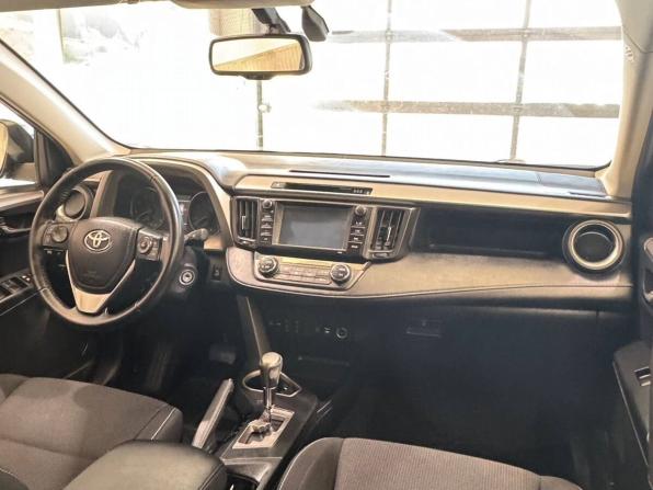 Toyota RAV4 IV (XA40) Рестайлинг с пробегом 2017 года, цена 2 350 000 рублей, 264370 км, внедорожник, Автокод Объявления