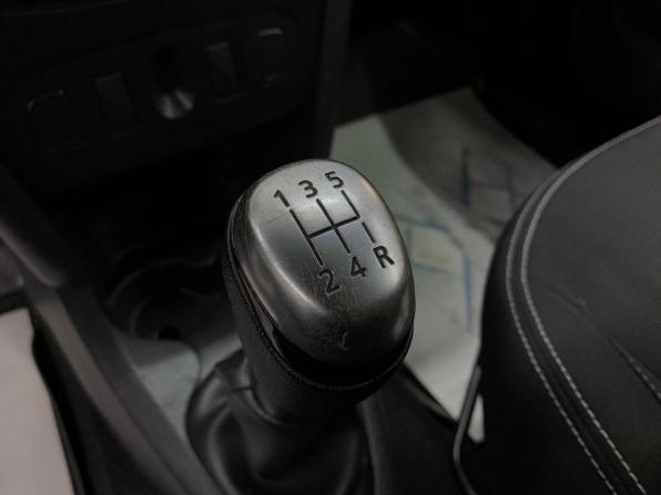 Renault Sandero II Рестайлинг с пробегом 2021 года, цена 1 120 000 рублей, 112233 км, хэтчбек, Автокод Объявления