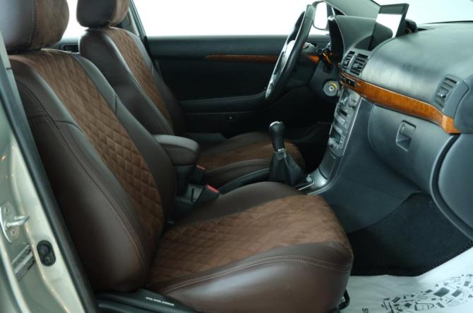 Toyota Avensis II Рестайлинг с пробегом 2006 года, цена 839 000 рублей, 269000 км, седан, Автокод Объявления