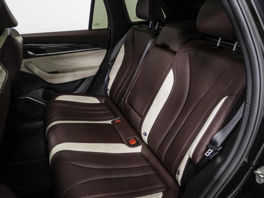 Geely Monjaro I Москва  - изображение 15