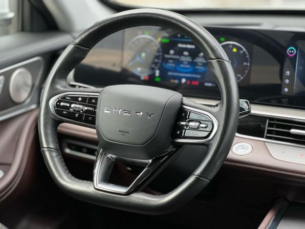 Chery Tiggo 8 Pro Plug-in Hybrid с пробегом 2023 года, цена 2 369 000 рублей, 40500 км, внедорожник, Автокод Объявления