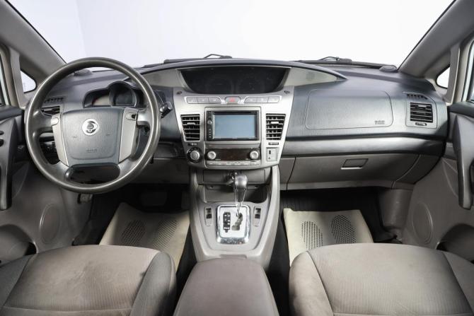 SsangYong Stavic с пробегом 2014 года, цена 1 649 000 рублей, 73000 км, минивэн, Автокод Объявления