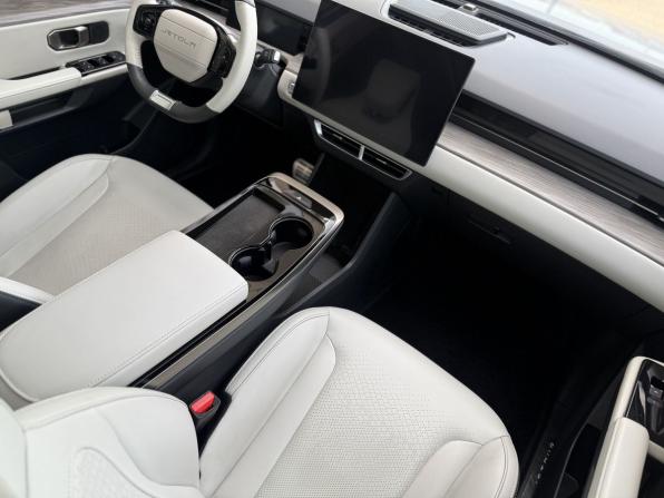 JETOUR DASHING I с пробегом 2024 года, цена 2 015 000 рублей, 36300 км, внедорожник, Автокод Объявления