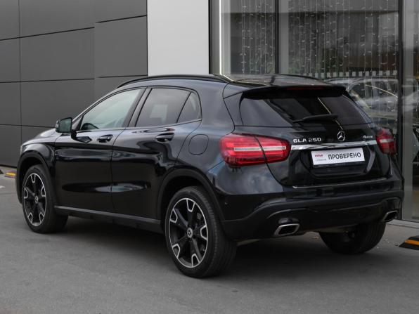 Mercedes-Benz GLA I (X156) Рестайлинг с пробегом 2019 года, цена 2 798 000 рублей, 90424 км, внедорожник, Автокод Объявления