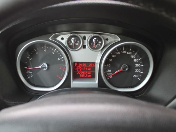 Ford Focus II Рестайлинг с пробегом 2009 года, цена 609 000 рублей, 279901 км, седан, Автокод Объявления