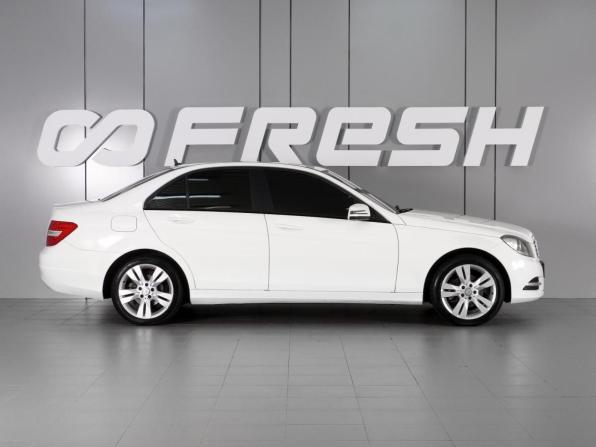 Mercedes-Benz C-Класс III (W204) Рестайлинг с пробегом 2013 года, цена 1 549 000 рублей, 113028 км, седан, Автокод Объявления