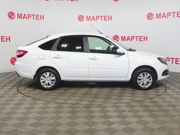 Lada (ВАЗ) Granta I Рестайлинг с пробегом 2022 года, цена 762 000 рублей, 64103 км, лифтбек, Автокод Объявления