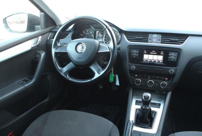 Skoda Octavia III (A7) с пробегом 2014 года, цена 1 280 000 рублей, 162035 км, лифтбек, Автокод Объявления