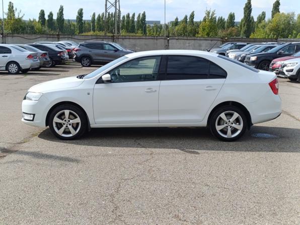 Skoda Rapid I с пробегом 2014 года, цена 935 000 рублей, 161698 км, лифтбек, Автокод Объявления