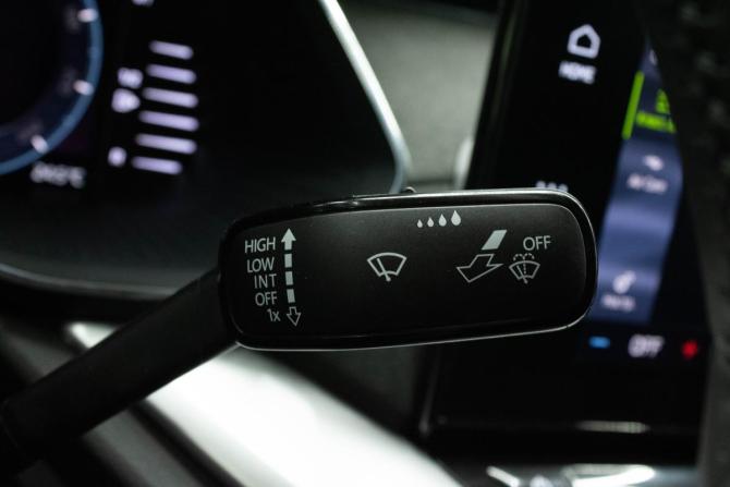 Skoda Octavia IV (A8) с пробегом 2021 года, цена 2 399 000 рублей, 126828 км, лифтбек, Автокод Объявления