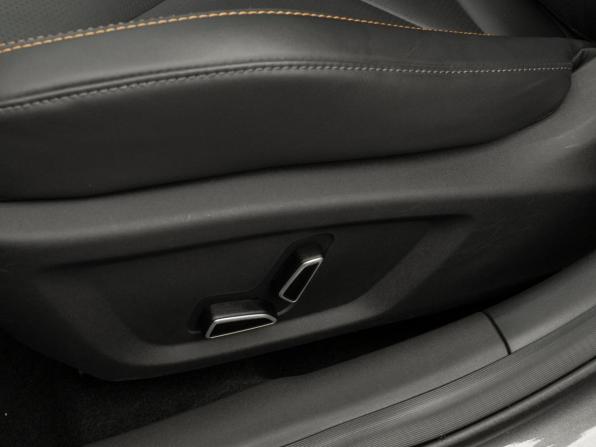 Changan UNI-V I с пробегом 2023 года, цена 2 280 000 рублей, 47000 км, лифтбек, Автокод Объявления