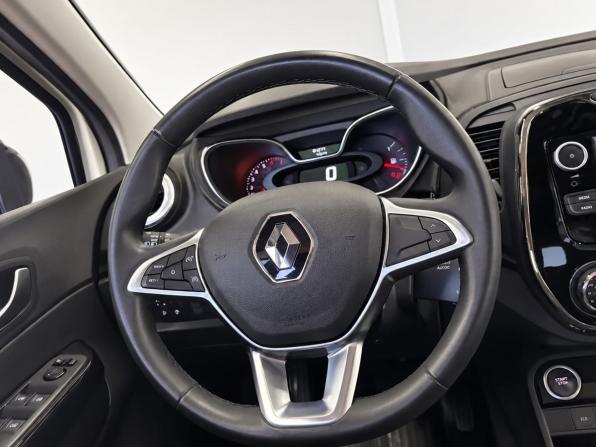 Renault Kaptur I Рестайлинг с пробегом 2020 года, цена 1 549 000 рублей, 84500 км, внедорожник, Автокод Объявления
