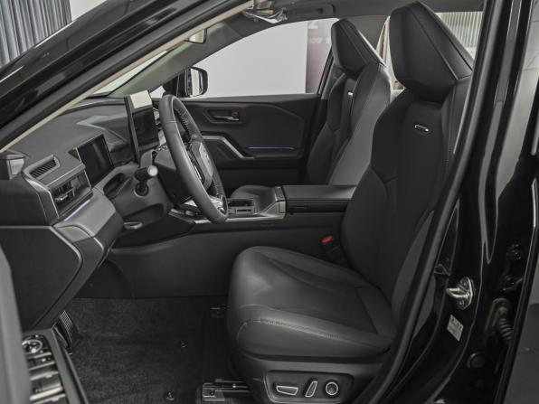 Toyota RAV4 VI (XA60) с пробегом 2026 года, цена 4 275 000 рублей, 13 км, внедорожник, Автокод Объявления