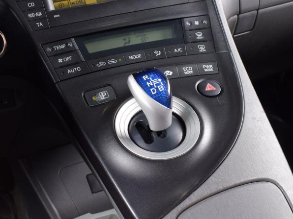 Toyota Prius III (XW30) с пробегом 2009 года, цена 1 114 995 рублей, 284190 км, лифтбек, Автокод Объявления