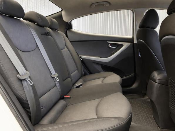 Hyundai Elantra V (MD) Рестайлинг с пробегом 2015 года, цена 1 017 000 рублей, 205019 км, седан, Автокод Объявления