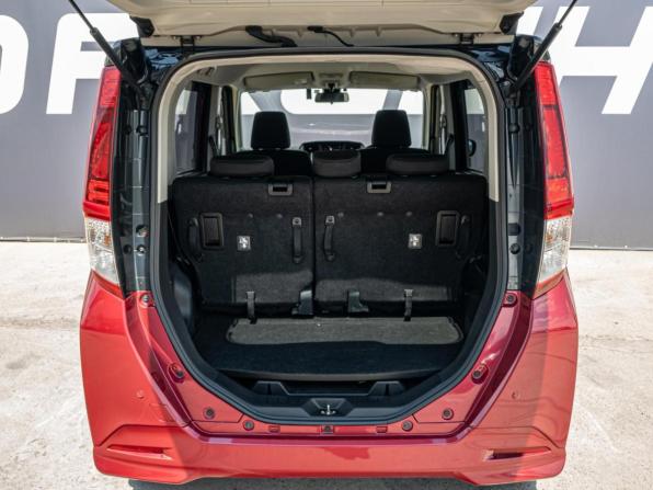 Toyota Roomy I с пробегом 2017 года, цена 1 140 000 рублей, 109731 км, микровэн, Автокод Объявления