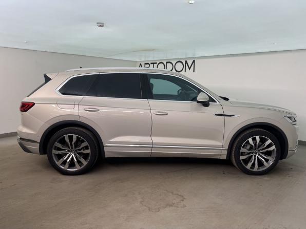 Volkswagen Touareg III с пробегом 2022 года, цена 6 650 000 рублей, 46537 км, внедорожник, Автокод Объявления