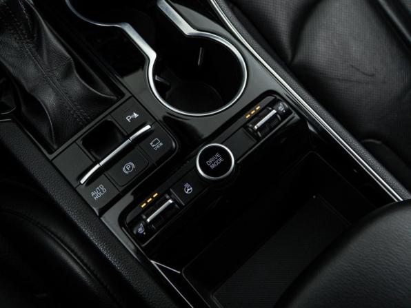 Kia K5 III с пробегом 2020 года, цена 2 470 111 рублей, 47081 км, седан, Автокод Объявления