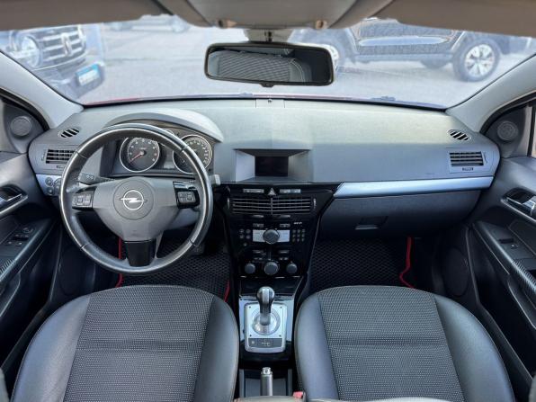 Opel Astra H Рестайлинг с пробегом 2009 года, цена 395 000 рублей, 141000 км, хэтчбек, Автокод Объявления