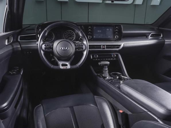 Kia K5 III с пробегом 2020 года, цена 2 680 000 рублей, 35562 км, седан, Автокод Объявления
