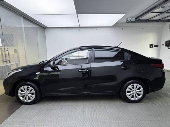 Kia Rio IV с пробегом 2018 года, цена 1 280 000 рублей, 135000 км, седан, Автокод Объявления