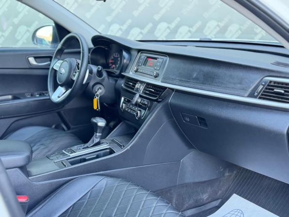 Kia Optima IV Рестайлинг с пробегом 2018 года, цена 1 100 000 рублей, 196490 км, седан, Автокод Объявления