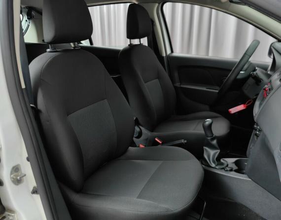 Renault Sandero II Рестайлинг с пробегом 2019 года, цена 898 000 рублей, 105314 км, хэтчбек, Автокод Объявления