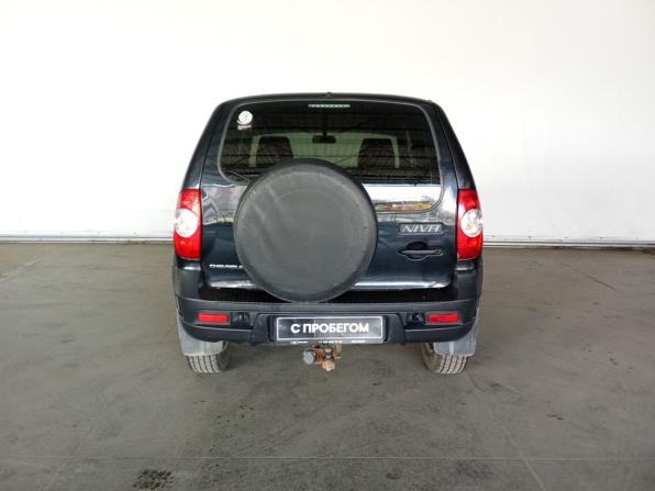 Chevrolet Niva I Рестайлинг с пробегом 2018 года, цена 625 000 рублей, 190000 км, внедорожник, Автокод Объявления