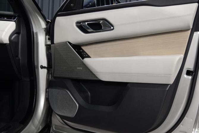 Land Rover Range Rover Velar I с пробегом 2018 года, цена 4 990 000 рублей, 124010 км, внедорожник, Автокод Объявления