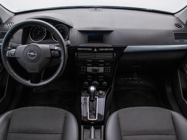 Opel Astra H Рестайлинг с пробегом 2013 года, цена 620 000 рублей, 188754 км, хэтчбек, Автокод Объявления