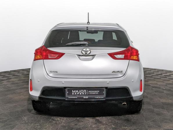 Toyota Auris II с пробегом 2013 года, цена 1 095 000 рублей, 181135 км, хэтчбек, Автокод Объявления