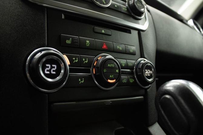 Land Rover Discovery IV с пробегом 2012 года, цена 1 899 000 рублей, 239256 км, внедорожник, Автокод Объявления