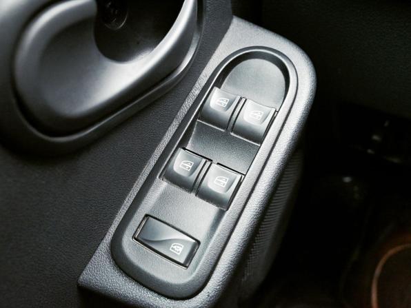 Lada (ВАЗ) Largus I Рестайлинг с пробегом 2024 года, цена 1 370 000 рублей, 49946 км, универсал, Автокод Объявления