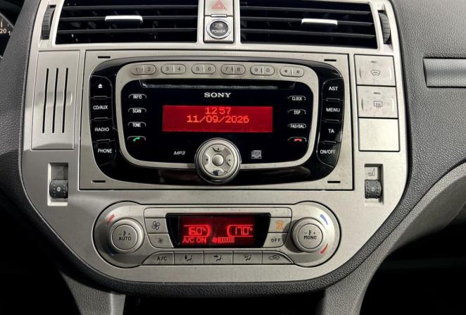 Ford Kuga I с пробегом 2012 года, цена 955 000 рублей, 238008 км, внедорожник, Автокод Объявления