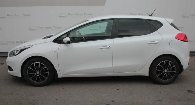 Kia Ceed II с пробегом 2015 года, цена 1 100 000 рублей, 103000 км, хэтчбек, Автокод Объявления