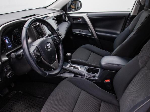 Toyota RAV4 IV (XA40) Рестайлинг с пробегом 2017 года, цена 2 280 000 рублей, 185251 км, внедорожник, Автокод Объявления
