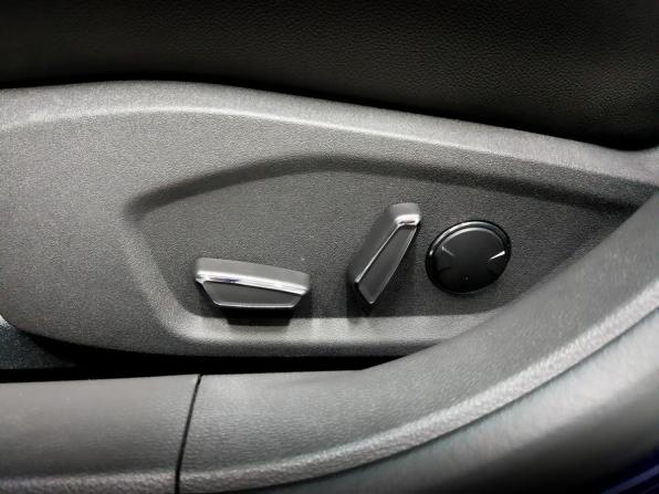 Ford Mondeo V с пробегом 2018 года, цена 1 950 000 рублей, 100154 км, седан, Автокод Объявления