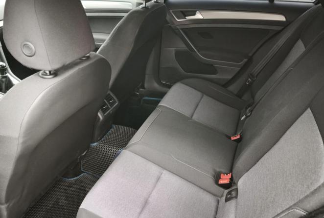 Volkswagen Golf VII с пробегом 2013 года, цена 1 330 000 рублей, 63000 км, хэтчбек, Автокод Объявления