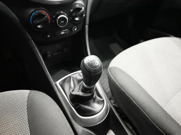 Hyundai Solaris I с пробегом 2012 года, цена 730 000 рублей, 144766 км, хэтчбек, Автокод Объявления