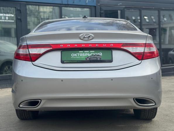 Hyundai Grandeur V с пробегом 2012 года, цена 1 299 000 рублей, 339826 км, седан, Автокод Объявления