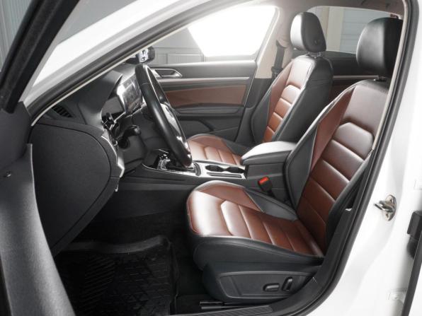 Volkswagen Lavida III с пробегом 2021 года, цена 2 299 000 рублей, 67732 км, седан, Автокод Объявления
