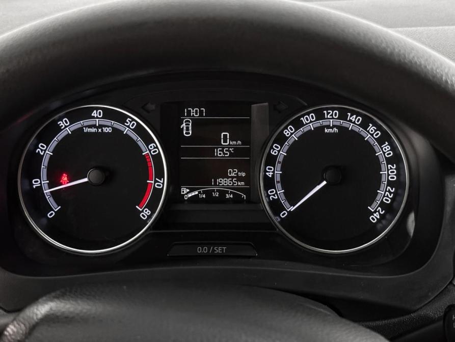 Skoda Rapid I Рестайлинг Санкт-Петербург  - изображение 17