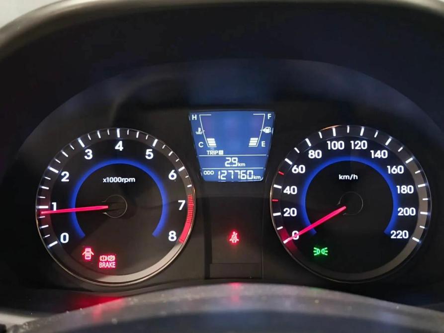 Hyundai Solaris I Смоленск  - изображение 18
