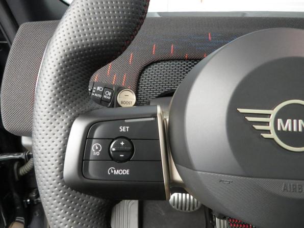 Mini Countryman III с пробегом 2024 года, цена 6 995 000 рублей, 5070 км, внедорожник, Автокод Объявления