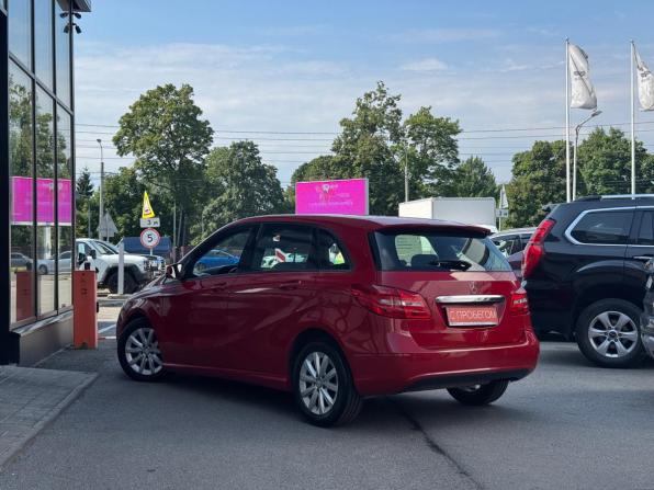 Mercedes-Benz B-Класс II (W246) с пробегом 2013 года, цена 1 049 000 рублей, 183000 км, хэтчбек, Автокод Объявления
