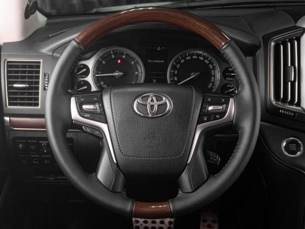 Toyota Land Cruiser 200 Series Рестайлинг 2 с пробегом 2019 года, цена 6 899 000 рублей, 141256 км, внедорожник, Автокод Объявления