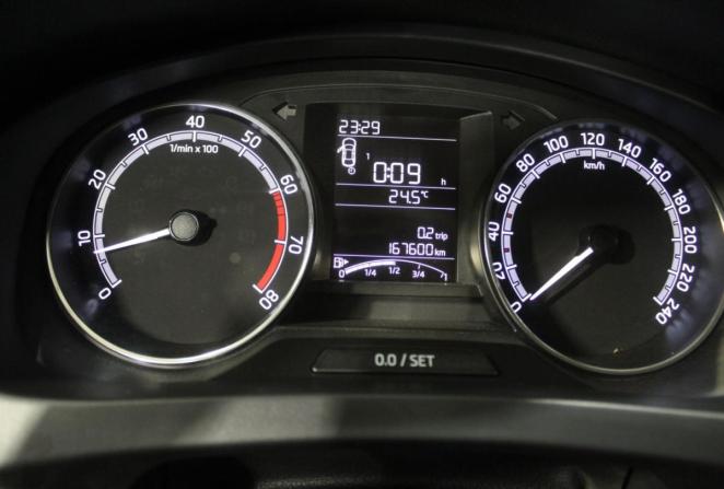 Skoda Rapid I Рестайлинг с пробегом 2019 года, цена 1 220 000 рублей, 167600 км, лифтбек, Автокод Объявления