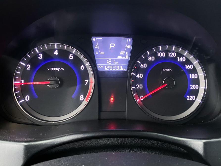Hyundai Solaris I Ростов-на-Дону  - изображение 14